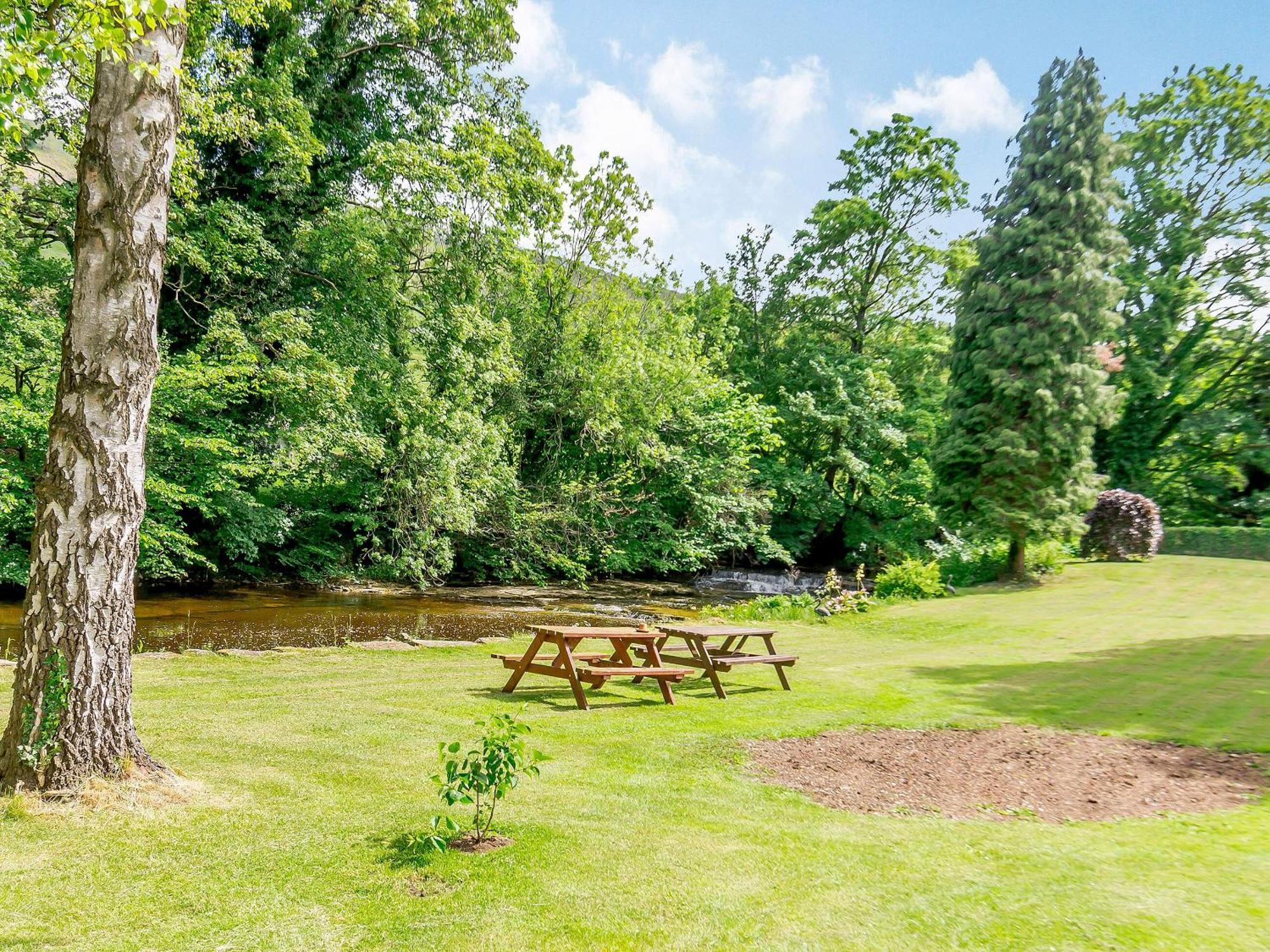 Coach House - E5120 Villa West Burton Luaran gambar